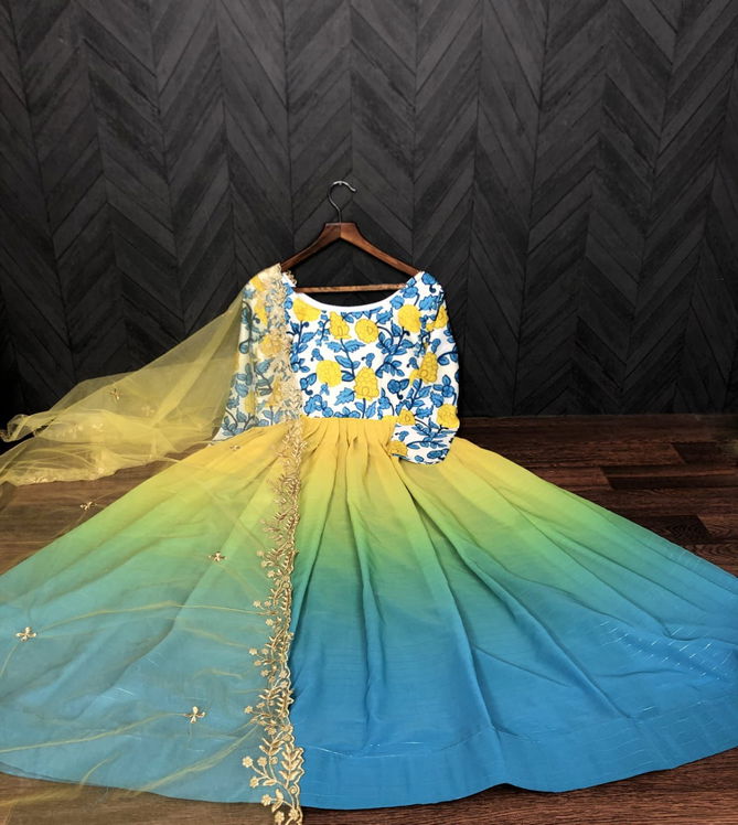 Estaa 17 Wedding Wear Heavy Long Anarkali Kurti With Dupatta